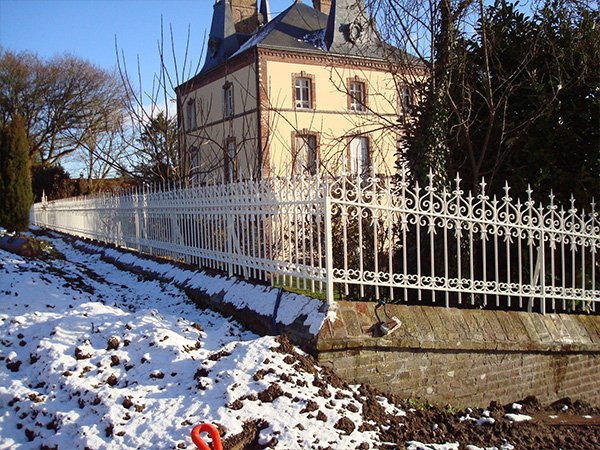 Rénovation de grilles château normand