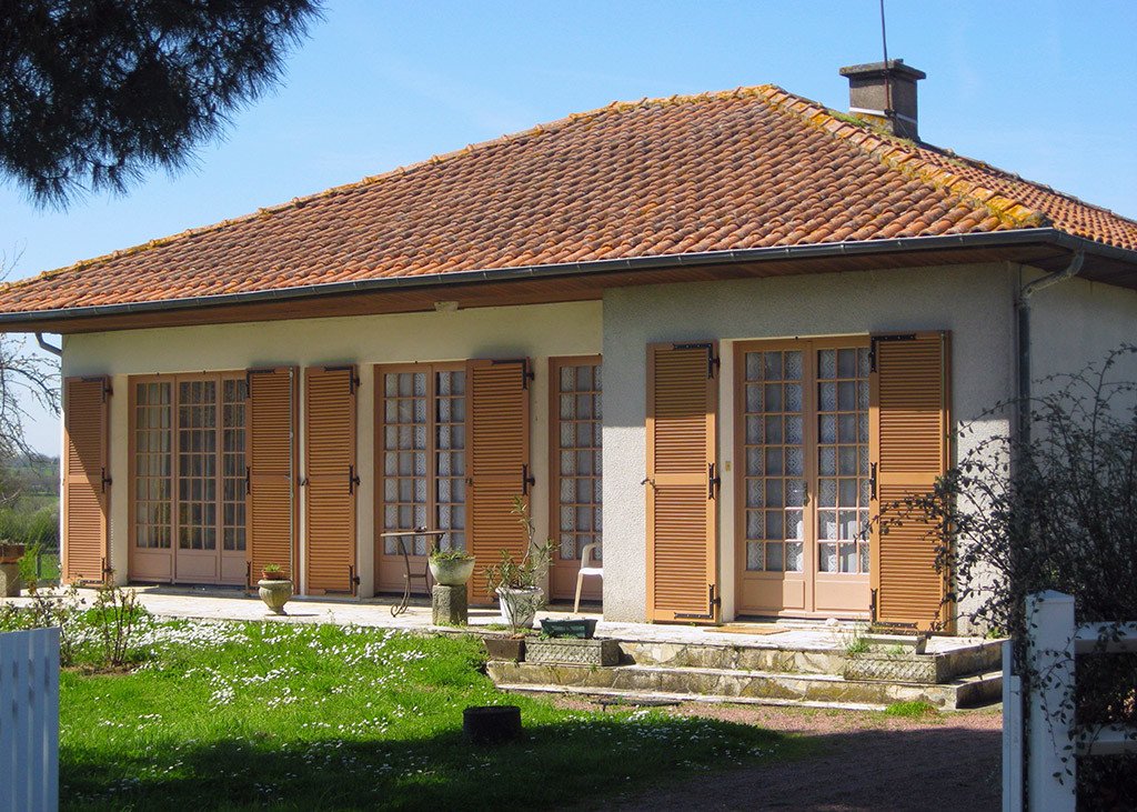 Fenêtres et volets bois sur mesure à Lisieux