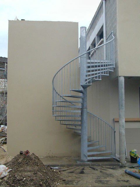 Escalier hélicoïdal extérieur sur mesure
