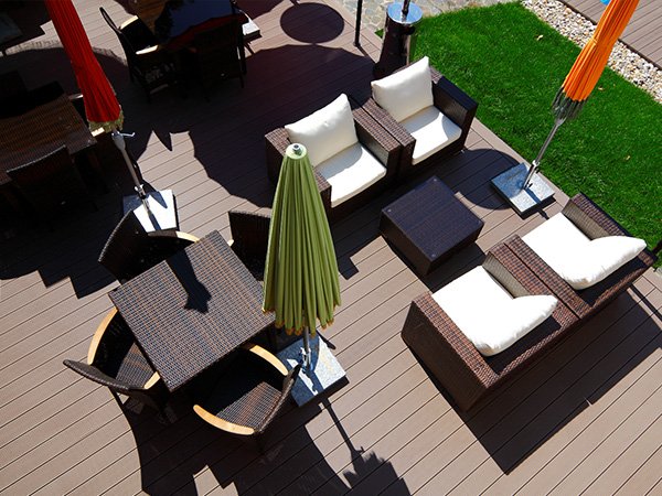 Terrasse et sol extérieur restaurant en Normandie