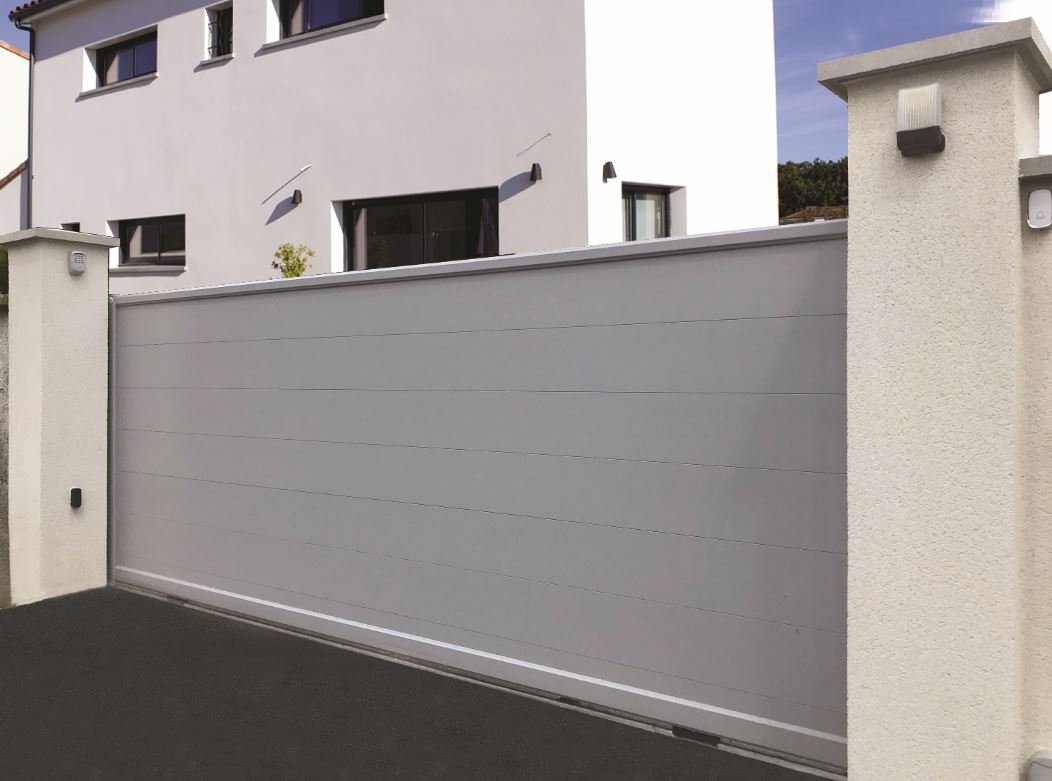 portail moderne couleur grise