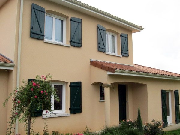 volets sur mesure maison à Lisieux
