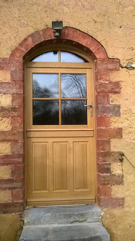porte d'entrée sur mesure