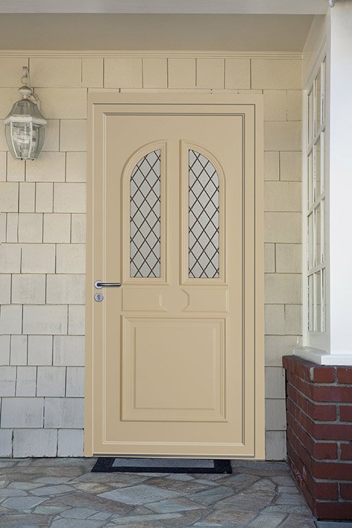 porte d'entrée sur mesure en aluminium couleur crème