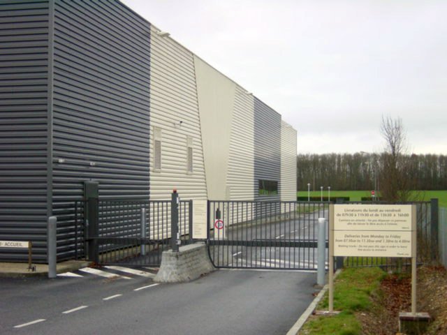 portail sur mesure pour accès usine