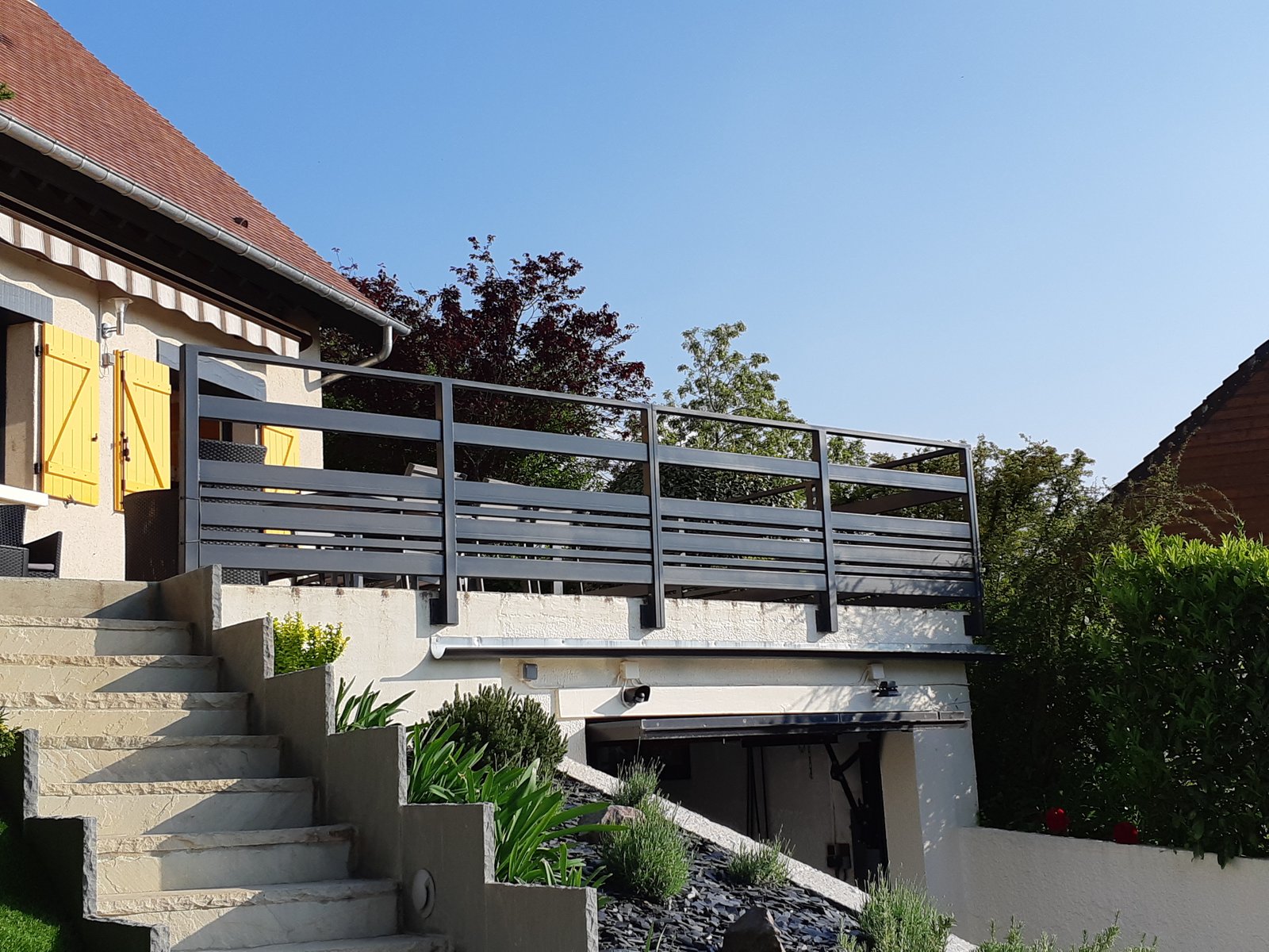 Garde corps sur mesure en bois pour terrasse