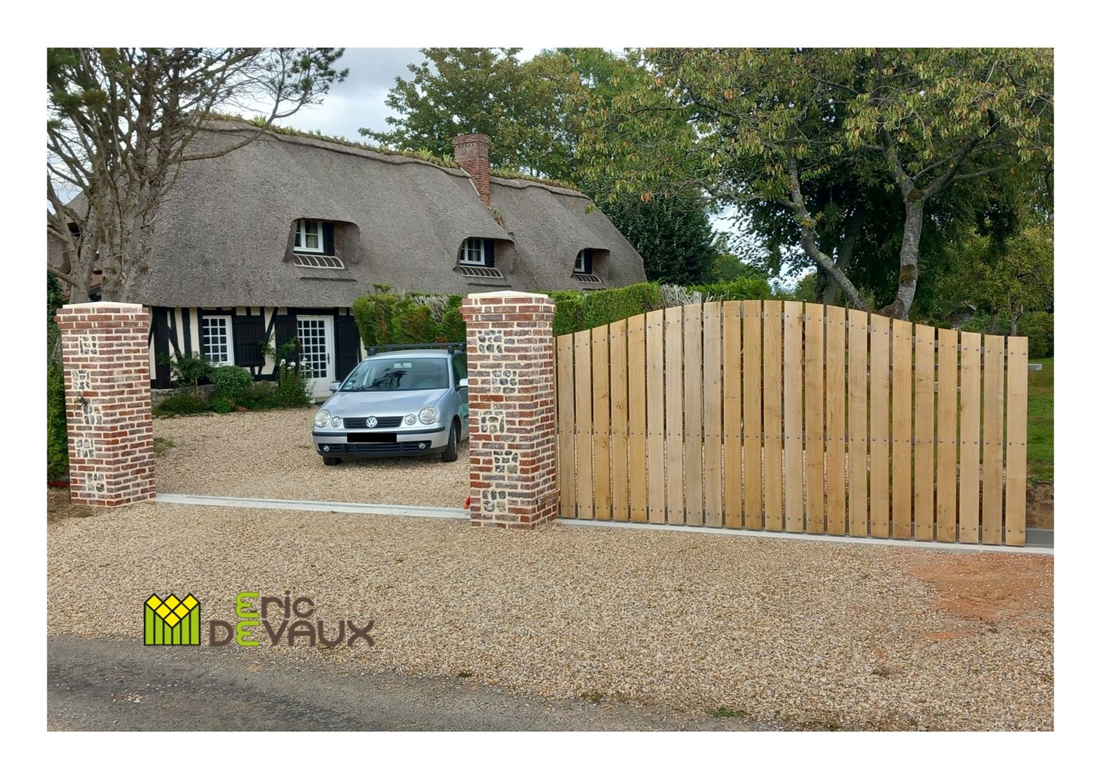 portail en bois coulissant sur mesure