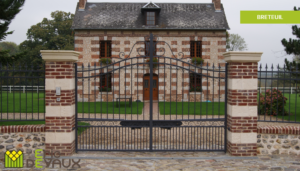 portail en ferronnerie avec clôtures grilles
