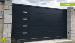 portail en aluminium sur mesure coulissant