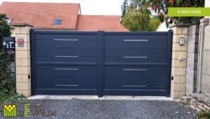 portail aluminium sur mesure style moderne