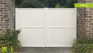 portail aluminium sur mesure couleur blanche