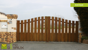 portail bois sur mesure style classique