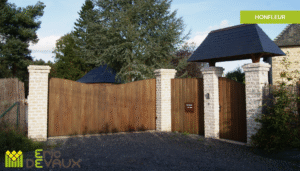 portail sur mesure en bois avec portillon séparé