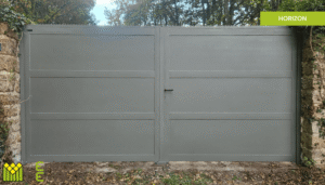 portail contemporain en aluminium